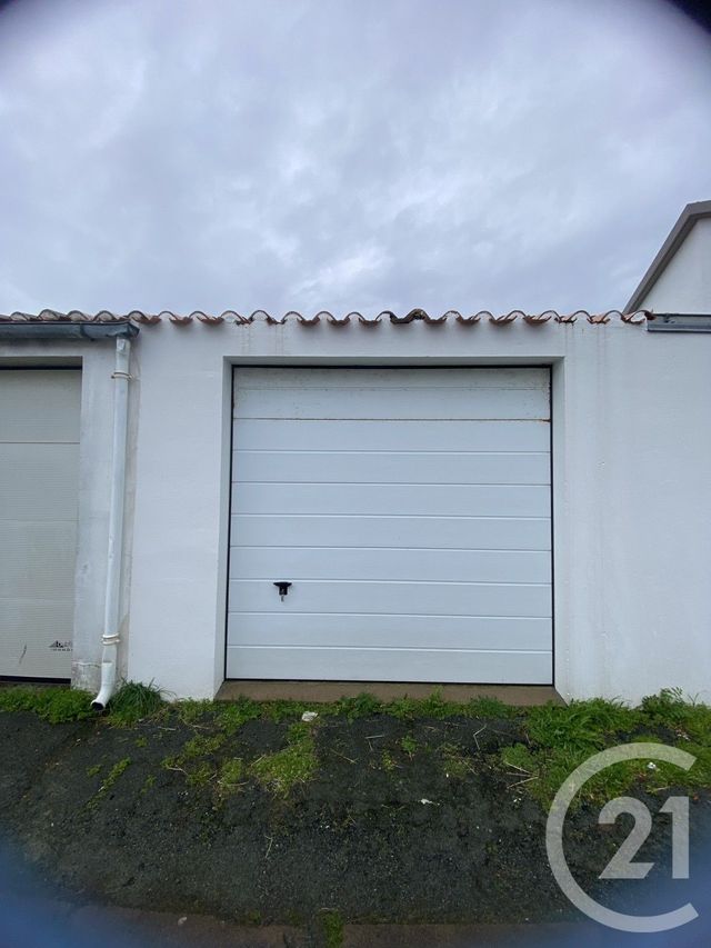 Parking &agrave; vendre - 30 m2 - St Gilles Croix De Vie - 85 - PAYS-DE-LOIRE