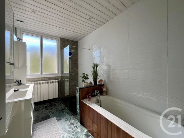 Maison &agrave; vendre - 7 pi&egrave;ces - 170,42 m2 - Le Fenouiller - 85 - PAYS-DE-LOIRE