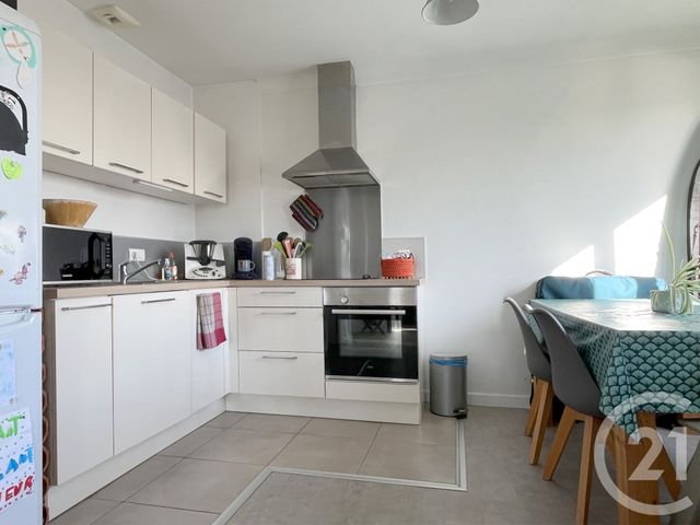 Appartement T3 &agrave; vendre - 3 pi&egrave;ces - 47,96 m2 - St Gilles Croix De Vie - 85 - PAYS-DE-LOIRE