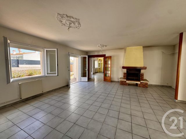 Maison à vendre - 4 pièces - 120,62 m2 - St Gilles Croix De Vie - 85 - PAYS-DE-LOIRE