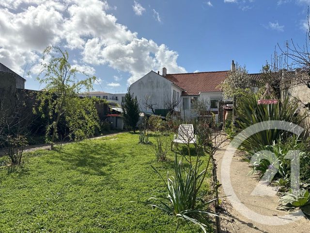 Maison à vendre - 4 pièces - 130 m2 - St Gilles Croix De Vie - 85 - PAYS-DE-LOIRE