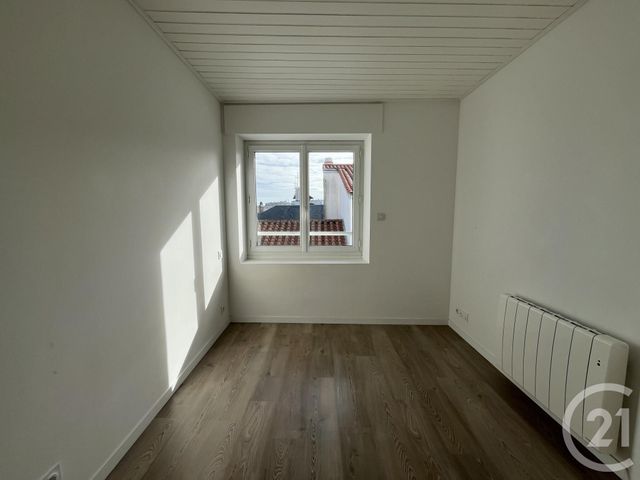 Appartement F3 à vendre - 3 pièces - 53,80 m2 - St Gilles Croix De Vie - 85 - PAYS-DE-LOIRE