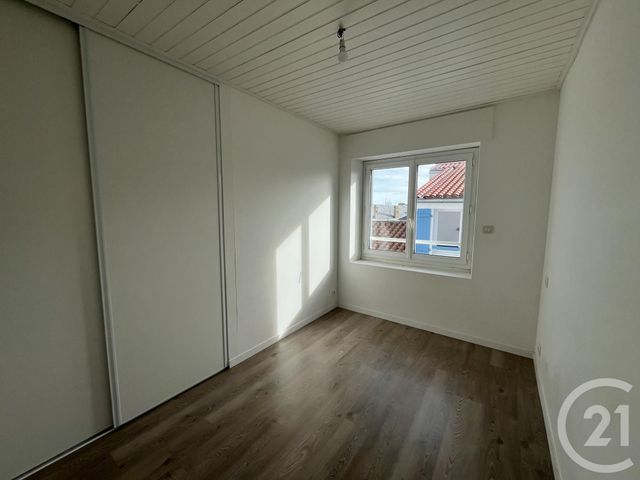Appartement F3 à vendre - 3 pièces - 53,80 m2 - St Gilles Croix De Vie - 85 - PAYS-DE-LOIRE