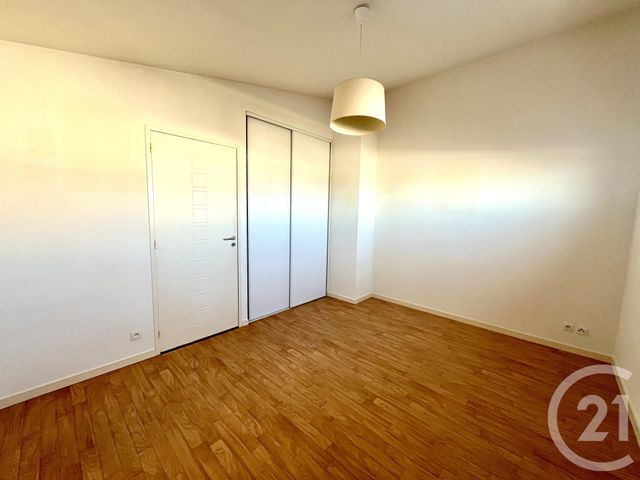 Appartement T3 à vendre - 3 pièces - 72 m2 - St Gilles Croix De Vie - 85 - PAYS-DE-LOIRE