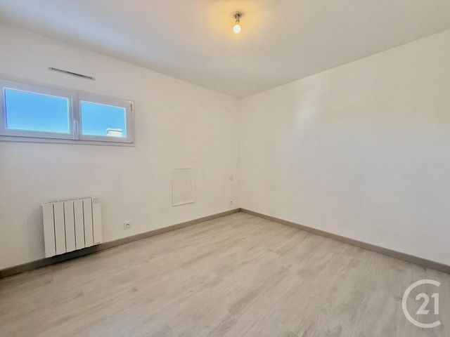 Maison &agrave; louer - 5 pi&egrave;ces - 99,79 m2 - St Hilaire De Riez - 85 - PAYS-DE-LOIRE