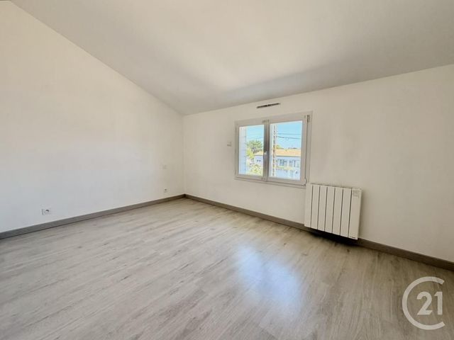 Maison &agrave; louer - 5 pi&egrave;ces - 99,79 m2 - St Hilaire De Riez - 85 - PAYS-DE-LOIRE
