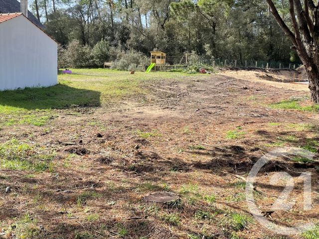Terrain à vendre - 300 m2 - St Hilaire De Riez - 85 - PAYS-DE-LOIRE