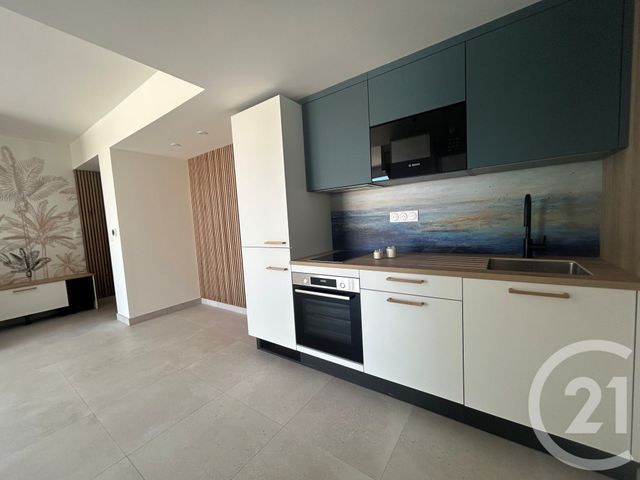 Appartement T3 à vendre - 3 pièces - 69,80 m2 - St Gilles Croix De Vie - 85 - PAYS-DE-LOIRE