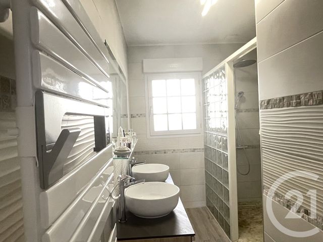 Maison à vendre - 5 pièces - 138 m2 - St Hilaire De Riez - 85 - PAYS-DE-LOIRE