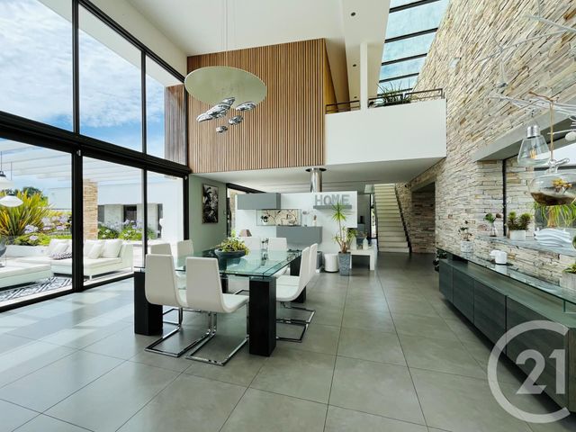 Maison à vendre - 10 pièces - 384,40 m2 - St Hilaire De Riez - 85 - PAYS-DE-LOIRE