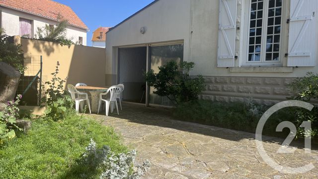 Maison à vendre - 5 pièces - 120 m2 - St Hilaire De Riez - 85 - PAYS-DE-LOIRE
