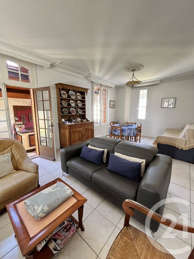 Maison à vendre - 5 pièces - 120 m2 - St Hilaire De Riez - 85 - PAYS-DE-LOIRE