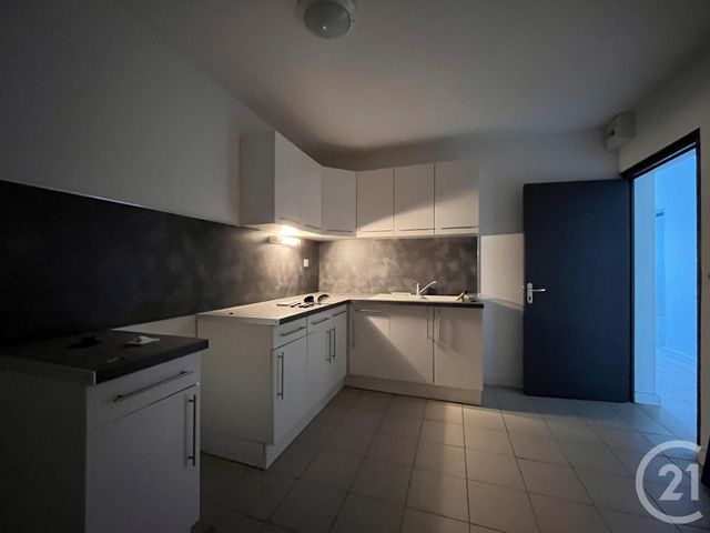 Maison à vendre - 12 pièces - 205,87 m2 - St Hilaire De Riez - 85 - PAYS-DE-LOIRE