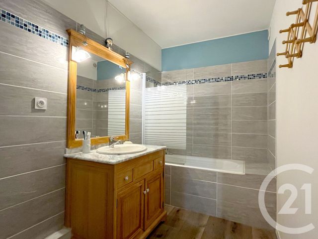 Appartement T2 &agrave; vendre - 3 pi&egrave;ces - 67,08 m2 - St Hilaire De Riez - 85 - PAYS-DE-LOIRE