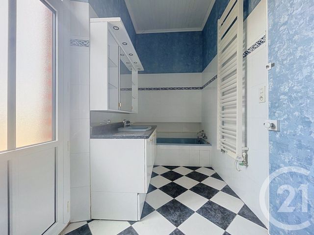 Maison &agrave; vendre - 5 pi&egrave;ces - 190 m2 - St Hilaire De Riez - 85 - PAYS-DE-LOIRE